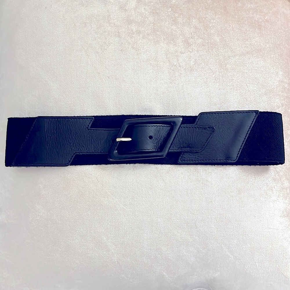 Belt with diamond buckle Size: S (70cm)